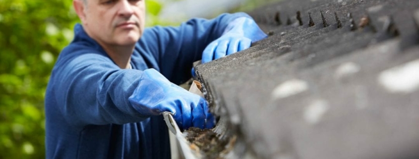 Cleaning Gutter